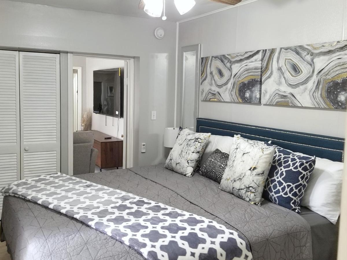 Glam Apartment 5 Miles From Hard Rock Stadium Miramar Exterior photo